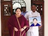 ஒரு மோசமான முதலாளியை சமாளிக்க ‘ஓ பன்னீர் செல்வம்’ இடமிருந்து நாம் கற்றுக்கொள்ள வேண்டியவை..!
