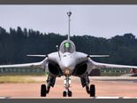 இது Rafale-ன் வீரக் கதை! வந்துட்டான்யா இந்திய வான் எல்லையைப் பாதுகாக்கும் எந்திர வீரன்!