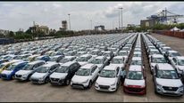 கார், பைக்குகளை விற்க முடியாமல் தடுமாற்றம்.. ஆட்டோமொபைல் துறையின் உண்மையான நிலை..! 