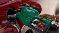 பெட்ரோல், டீசல் விலை மீண்டும் உயர்வு.. 99 ரூபாயை கடந்து புதிய உச்சத்தை தொட்டது..!