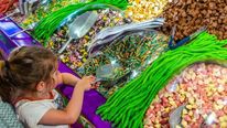 கரும்பு தின்னக் கூலி.. அதுவும் 61 லட்சம்..! 