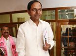 ఓట్ అన్ అకౌంట్ బడ్జెను అసెంబ్లిలో ప్రవేశపెట్టిన తెలంగాణ ముఖ్యమంత్రి కేసిఆర్...