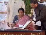 ఎవరూ ఊహించని మోడీ నిర్ణయం: తెలుగింటి కోడలు నిర్మలకు కీలక ఆర్థిక శాఖ