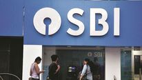 రేపటి నుండే... లోన్ తీసుకునే వారికి SBI గుడ్ న్యూస్