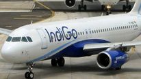 ఇండిగో ఉద్యోగులకు మరోసారి షాక్: వేతనాల్లో భారీ కోత, వేతనంలేని సెలవులు 10