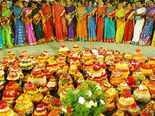 రిలయన్స్ ట్రెండ్స్ బతుకమ్మ కాంటెస్ట్: ట్రెండ్స్ బతుకమ్మతో సెల్ఫీ