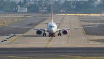 Flight Tickets: బాటిల్ వాటర్ ధరకే విమాన టిక్కెట్లు..! విమాన సంస్థ సూపర్ ఆఫర్.. విదేశాలకు..