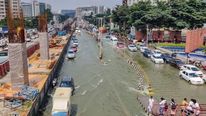 Bengaluru Floods: ట్రాక్టర్‍లో ఆఫీస్‍కు చేరుకున్న స్టార్టప్ కంపెనీ సీఈఓ..
