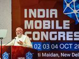 5G Launch: 5జీ సేవలను ప్రారంభించిన ప్రధాని మోదీ.. డిజిటల్ యుగంలో భారత్ ముందుకెళ్తోందంటూ..  