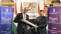  Microsoft: పద్మభూషణ్ అందుకున్న మైక్రోసాఫ్ట్ సీఈవో.. సత్య నాదెళ్ల హామీ.. ఎంత ప్రేమంటే..