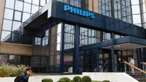 Philips: ఉద్యోగులను తొలగించిన ఫిలిప్స్ కంపెనీ.. దానివల్లే కంపెనీకి ఈ గతి  పట్టింది..!