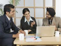 7 Reasons When You Need A Financial Adviser In India