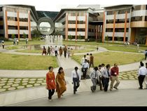 H1-B Visa Impact: Infosys To Hire 10,000 Americans