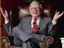 Gold is an Unproductive Investment, Says Buffet at the Bekshire AGM
