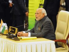 'देश में आर्थिक सुधार ला रहे हैं पीएम मोदी'