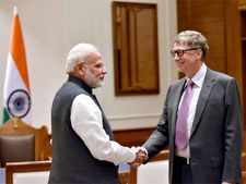 बिल गेट्स ने की PM मोदी के स्वच्छ भारत अभियान की तारीफ