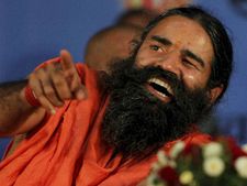 पतंजलि का टर्नओवर 10 हजार करोड़, रामदेव बोले बाकि कंपनियां करें कपालभाति 