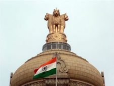 न्यूनतम वेतन कोड को मिली मंजूरी,  4 करेाड़ से अधिक कर्मचारियों को मिलेगा लाभ 