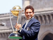 Success Story: सचिन से लीजिए शिखर पर बने रहने की प्रेरणा