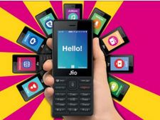 JIO यूजर्स के लिए बुरी खबर, अब जियो फोन के लिए करना होगा इंतजार  
