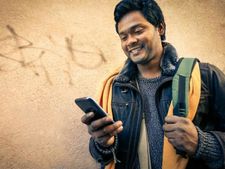 नहीं बदलेंगे मोबाइल नंबर, इकोनॉमिक्‍स टाइम्‍स की रिर्पोट 