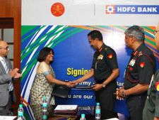 भारतीय सेना और HDFC बैंक के बीच वेतन पैकेज पर सहमति