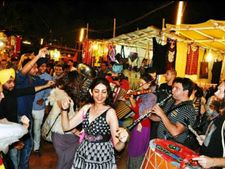 अहमदाबाद के टॉप 10 सस्‍ते स्‍ट्रीट शॉपिंग मार्केट 