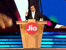 JioPhone 2 की हुई घोषणा जल्‍द ही मार्केट में होगा उपलब्‍ध 