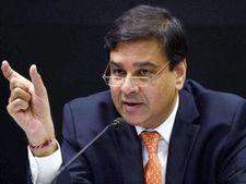 RBI गवर्नर उर्जित पटेल 19 नवंबर को दे सकते हैं इस्‍तीफा, जानें क्‍यों?  
