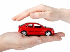 और महंगा हो सकता है Car-बाइक का बीमा, जानें कितना बढ़ा प्रीमियम 