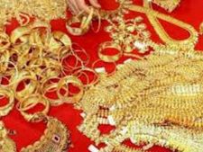 शनिवार को सोना चांदी हुआ सस्‍ता