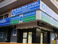 SBI ने लॉन्‍च किया डोर- स्‍टेप बैंकिंग सर्विस सुविधा 
