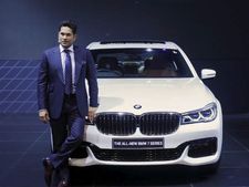 Sachin Tendulkar : ये हैं उनकी प्रिय 7 महंगी कारें 