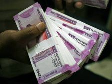 3.6 लाख करोड़ रुपये पर इस माह हो सकता है फैसला, जानें क्या है मामला