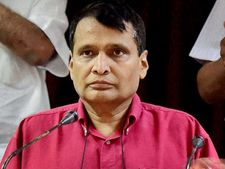 सुरेश प्रभु: विमान ईंधन को GST के दायरे में लाया जाए 