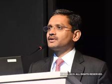 TCS के CEO की पैकेज सुनकर आप रह जायेंगे हैरान, जान‍िये कितनी है पैकेज 