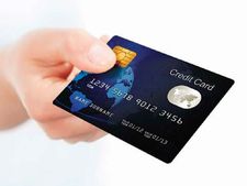 क्रेडिट कार्ड : ये 10 बातें डाल देती हैं संकट में, जानें बचने के तरीके 
