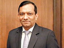 ऑटो सेक्टर में मंदी के साथ नहीं होगी 5 ट्रिलियन डॉलर की अर्थव्यवस्था