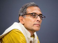 अभिजीत बनर्जी : रिकॉर्ड राजकोषीय घाटे के बाद यह करे सरकार