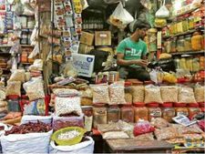 रिलायंस का किराना स्टोर के लिए नया डिलिवरी मॉडल, जानिये डिटेल