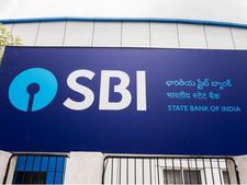 SBI ग्राहकों को झटका, इस सर्विस के लिए देना होगा अधिक चार्ज