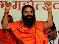 PM केयर्स फंड : बाबा रामदेव की पतंजलि भी देगी 25 करोड़