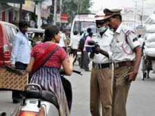 घर बैठे ऐसे जानि‍ए RC ट्रांसफर आवेदन का स्टेट्स, आसान है तरीका 