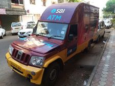 ATM की बड़ी सुविधा : WhatsApp से करें मैसेज, घर आ जाएगा एटीएम