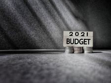 Budget वाले दिन झटका देता है Sensex, जानिए और बच कर रहिए 