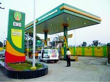 Petrol-Diesel के बाद अब CNG और PNG की बारी, बढ़ गऐ दाम 