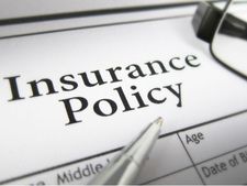 Insurance : पॉलिसी खरीदने से पहले चेक करें ये पॉइंट्स, वरना रहेंगे घाटे में