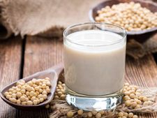 Business Idea : Soya Milk से करें लाखों की कमाई, ऐसे करें शुरुआत
