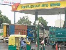 पेट्रोल-डीजल पर मिली राहत तो CNG के दाम उछले, जानिए आज कितने बढ़े