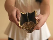 आज इन 5 शेयरों ने निवेशकों को बनाया कंगाल, जानिए नाम 